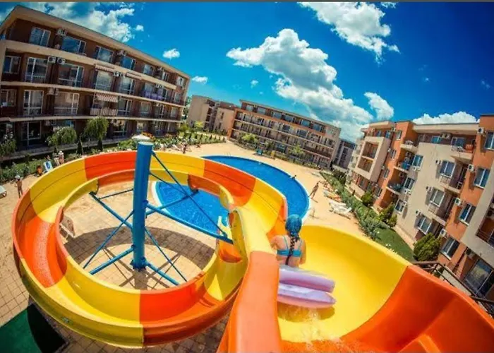 In A With 9 Pools Apartament