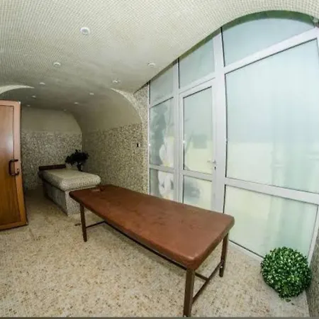 In A With 9 Pools Apartmán *