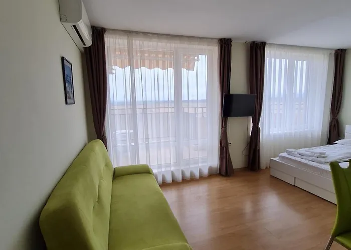 Lägenhet In A With 9 Pools *